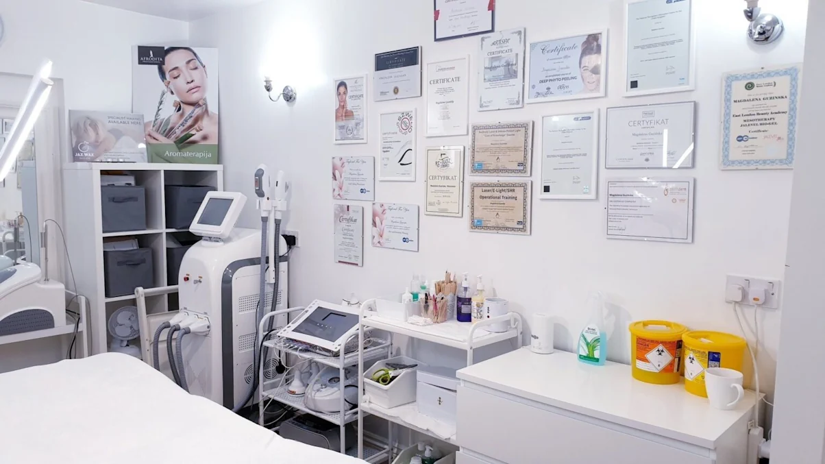 Aesthetic and Beauty Courses in Cheltenham